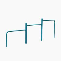 Тройная перекладина разной высоты.